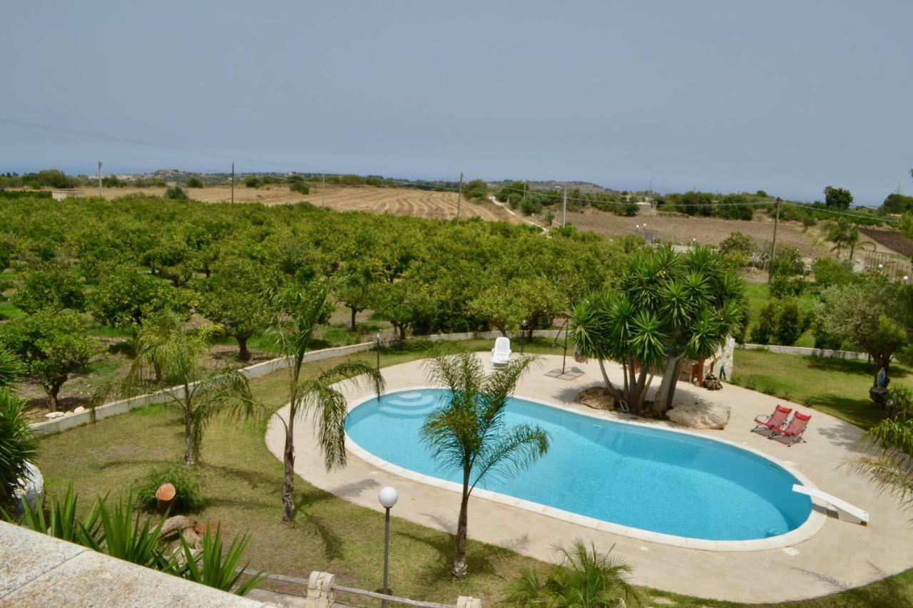Villa Rosa - Ai Piedi Dell'Etna Brucoli Buitenkant foto